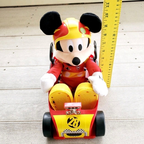 Mickey And The Roadster Racers Talking Mickey - Picture 12 of 17